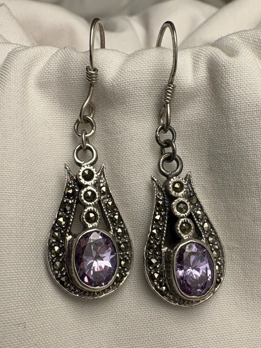 Vintage 925 Sterling Silver Purple CZ Marcasite Style Teardrop Dangle Earrings